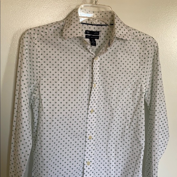 GAP Men’s Dress Shirt slim fit - Picture 2 of 5